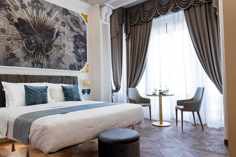Queen Catlleya Suite view 3