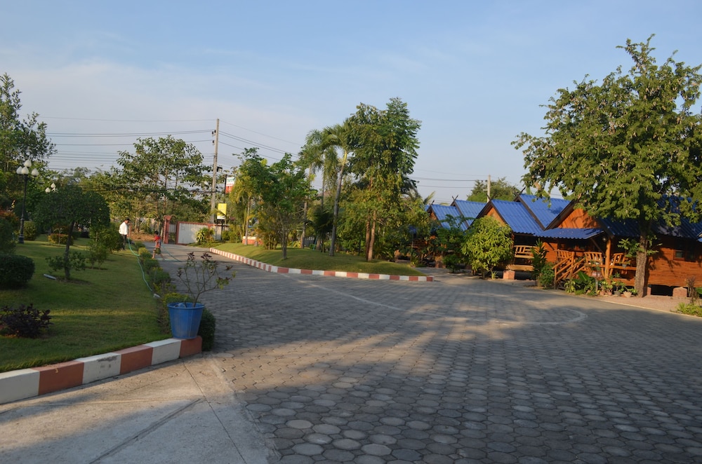 Suandarbporn Resort Mae Sot