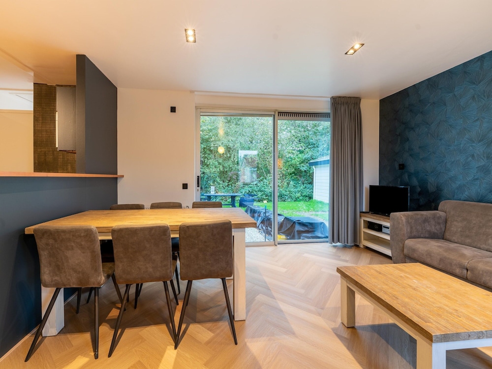 Holiday Home in Zevenhuizen Near Rottemeren