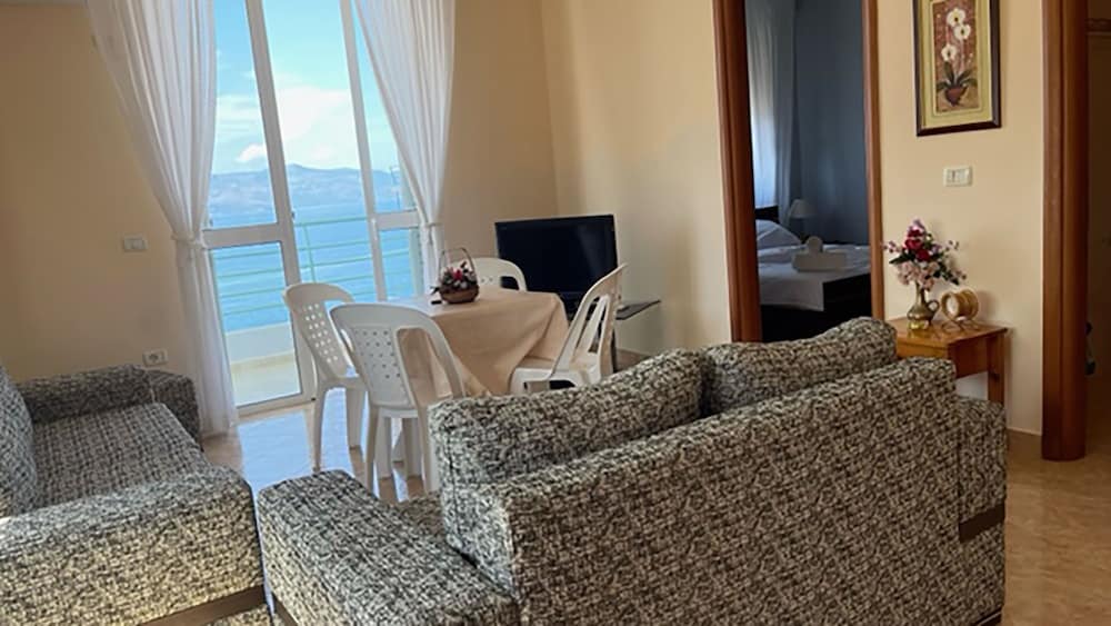ERAL Apart-Hotel