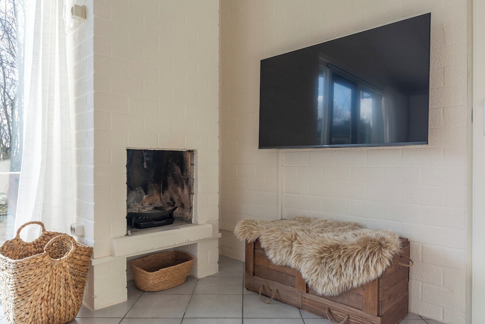 Holiday Home in Park De Watersnip Near Beach