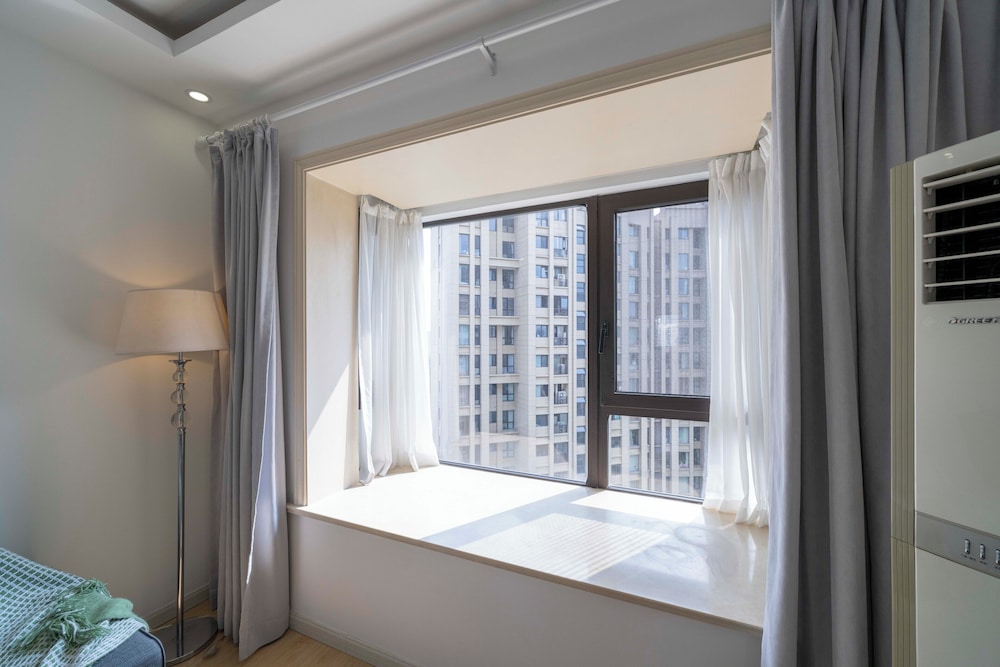 Tyms Modern 2BR APT Xujiahui Dacheng