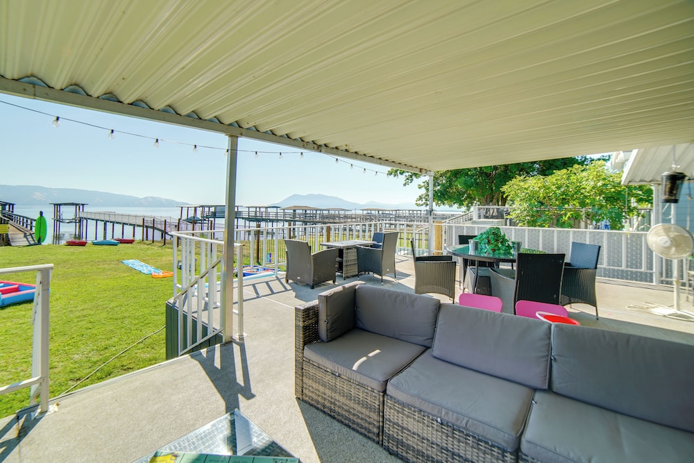Hot Tub, Views & Dock! Playful Home on Clear Lake