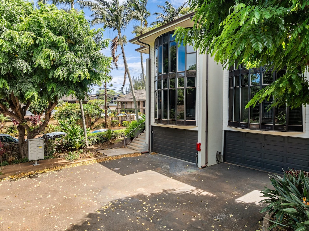 Residences at Napili Bay 1