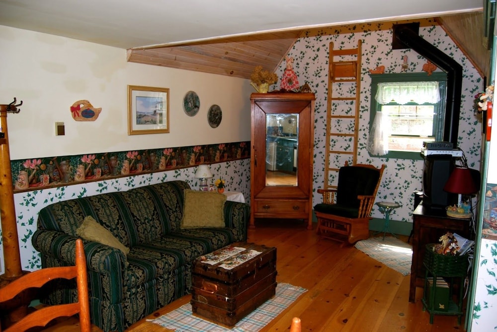Bugaboo Cottages