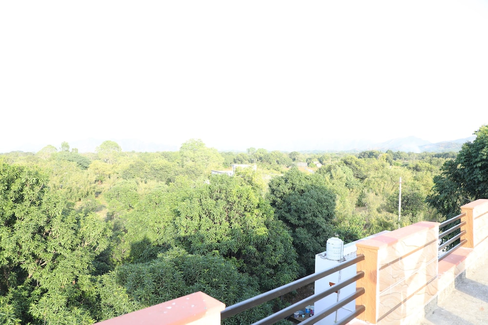 Eagle Farm Stay Pushkar