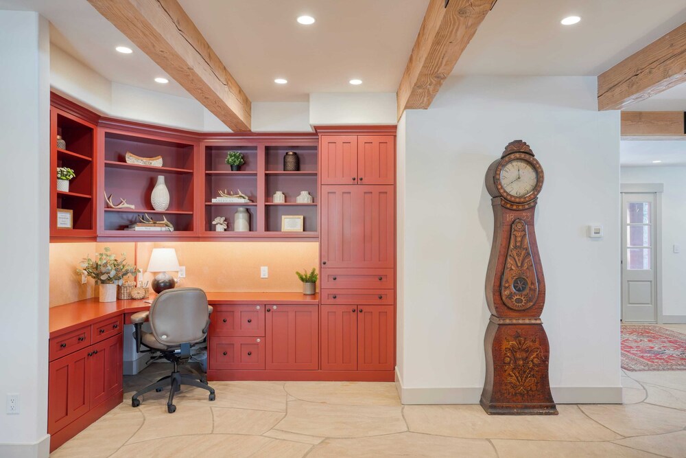 Luxury Mountain Estate w/ Indoor Pool, Gym & Hot Tub Near Keystone | Sleeps 19