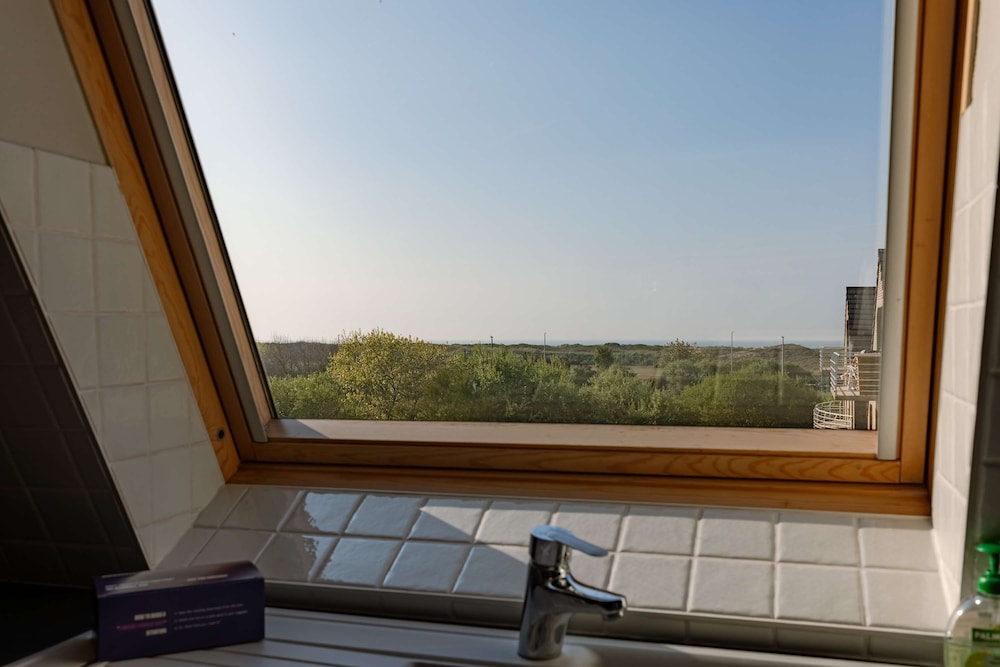 Huswell - Comfortable Apartment With Scenic Views