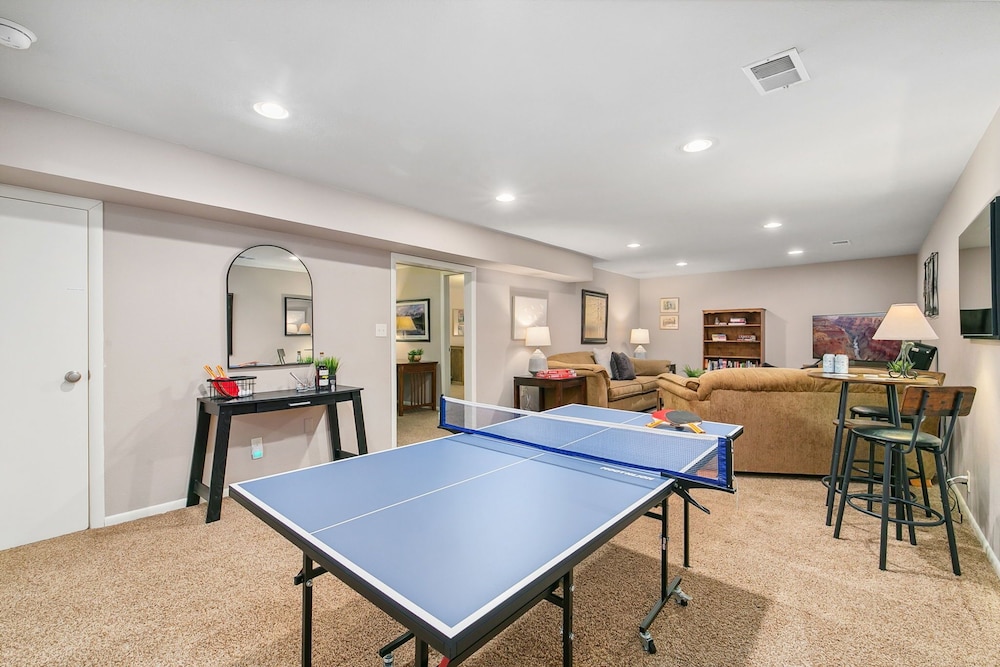 The Rustic Retreat - Pet Friendly w/ Fenced Yard