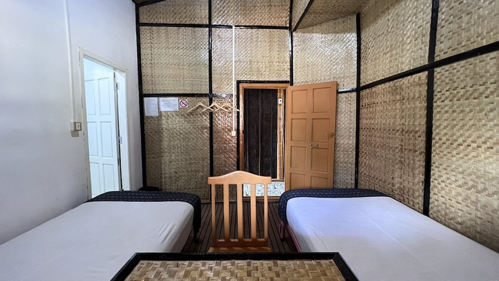 Myat Saytaman Traditional Bamboo House view 5