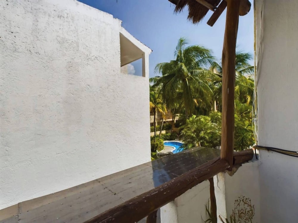 Stylish 1BR Apartment With Private Terrace in Playa del Carmen