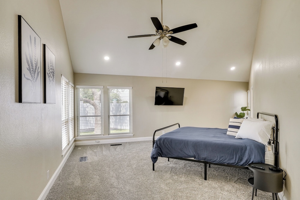 Outdoor Entertainment Area: Spacious Midland Home!