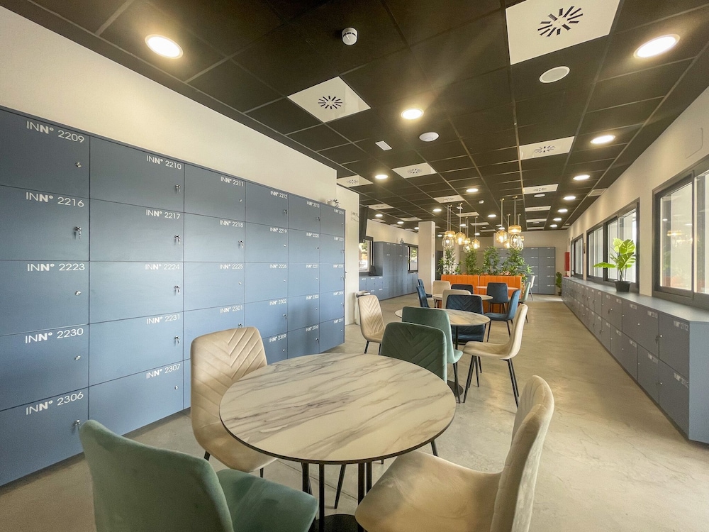 meeting & event spaces