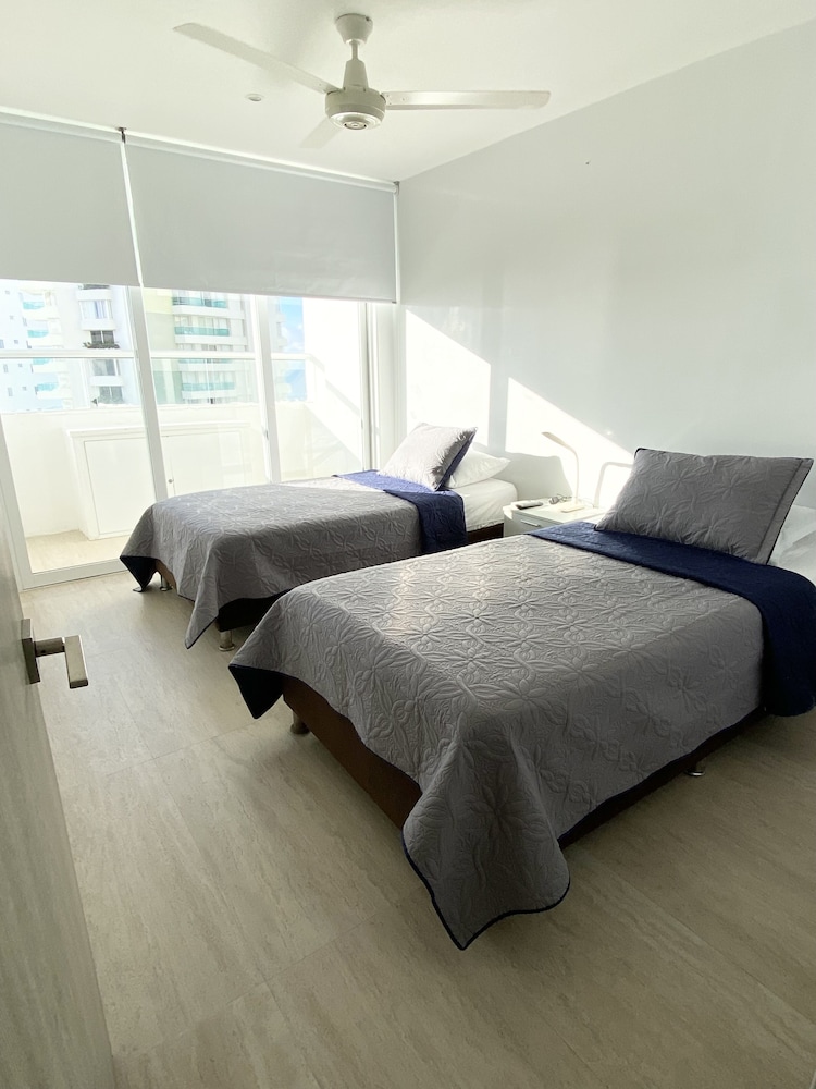 3TC10 Apartamento Cartagena frente al mar view 2