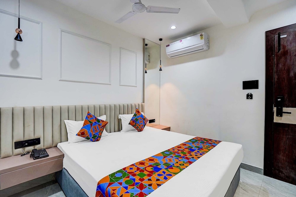 Fabhotel Sanviraaj