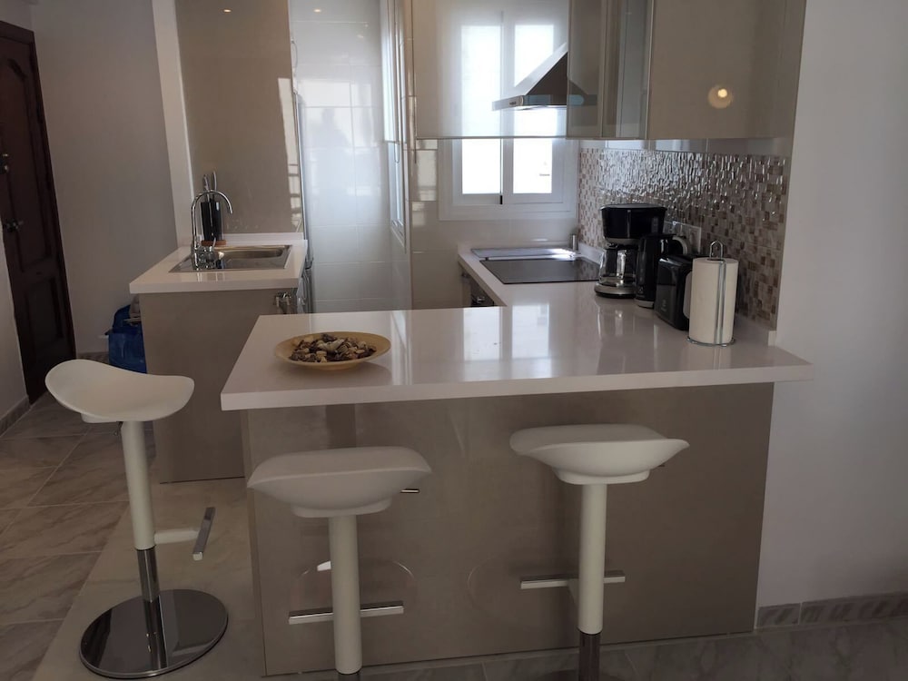 Seaside Bliss 2 Bedroom Condo in Fuengirola