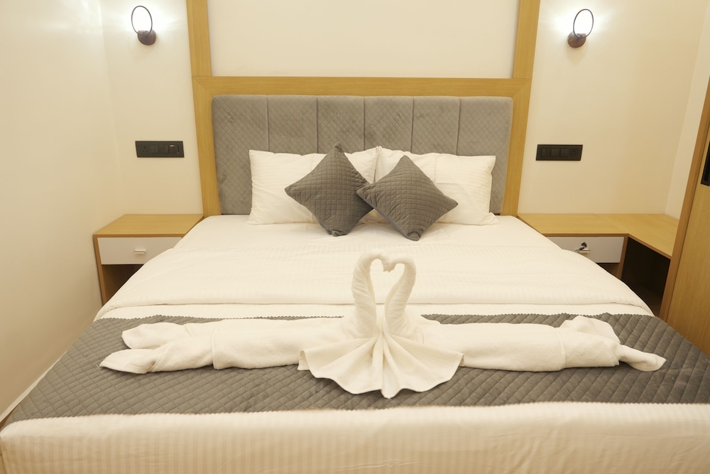 Bougainvillea Homestay Munnar