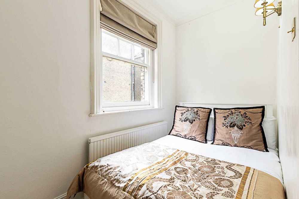 Stylish Buckingham Apartment Victoria