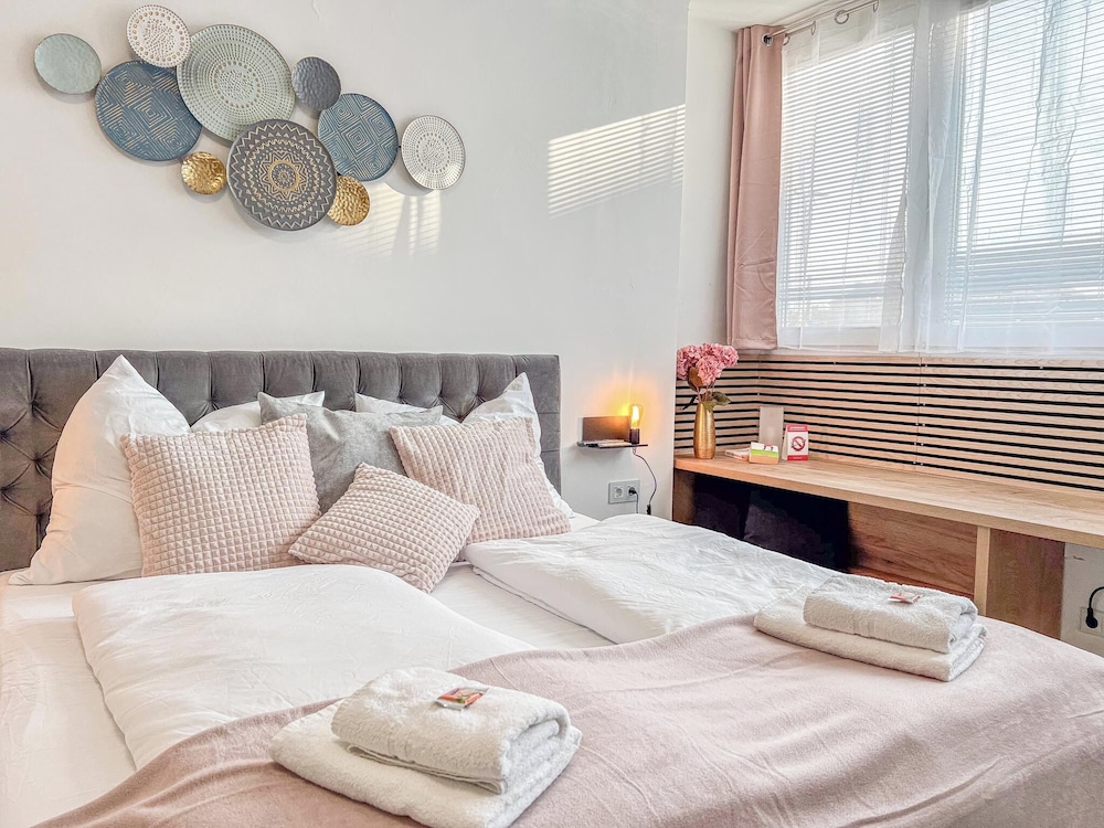 Cozy Room Close To Danube River