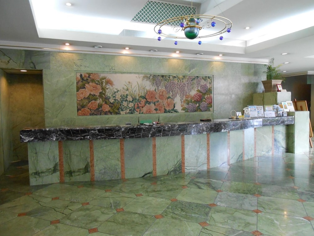 Hamanako Wan Wan Paradise Hotel
