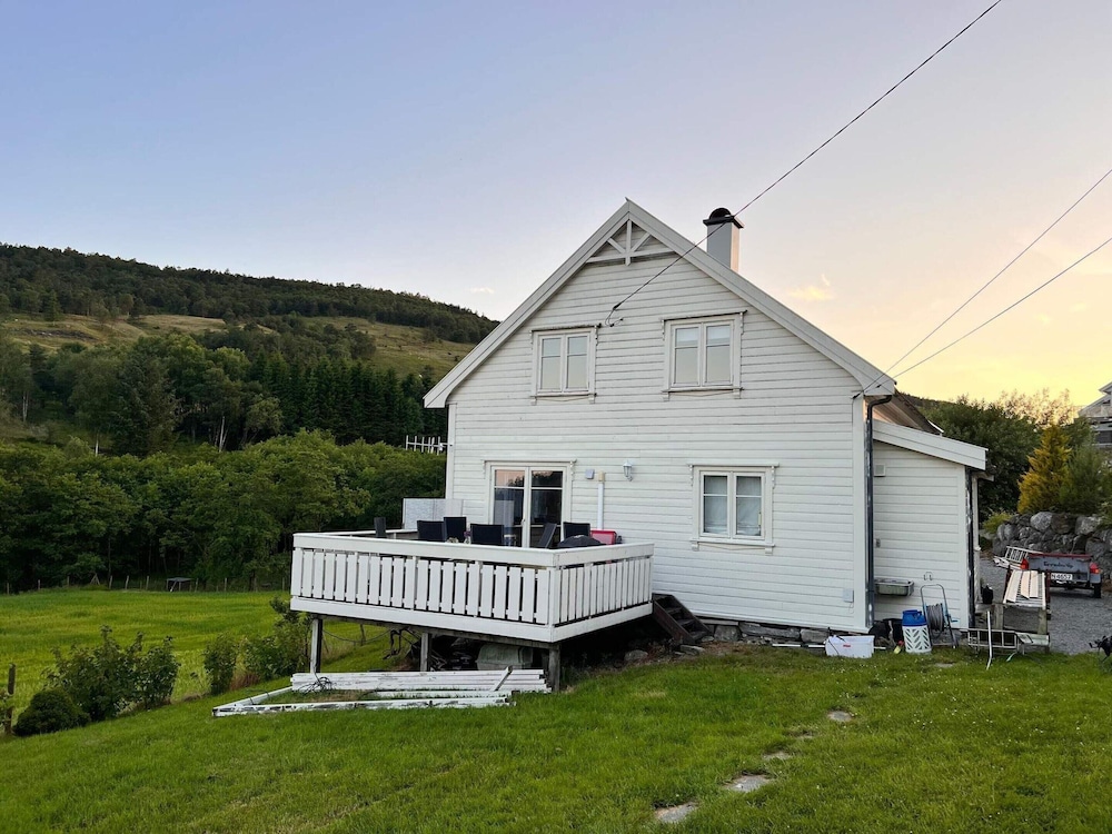 8 Person Holiday Home in Nedstrand view 5