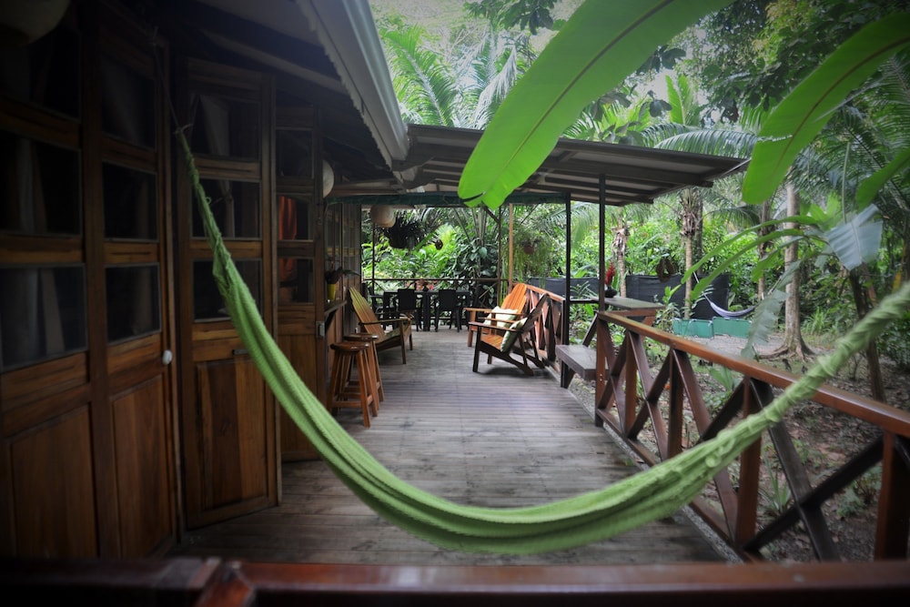 Pachamama Jungle River Lodge
