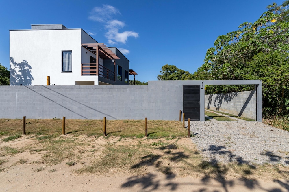 House in Cabo Frio for 8 People Pontal do Per B