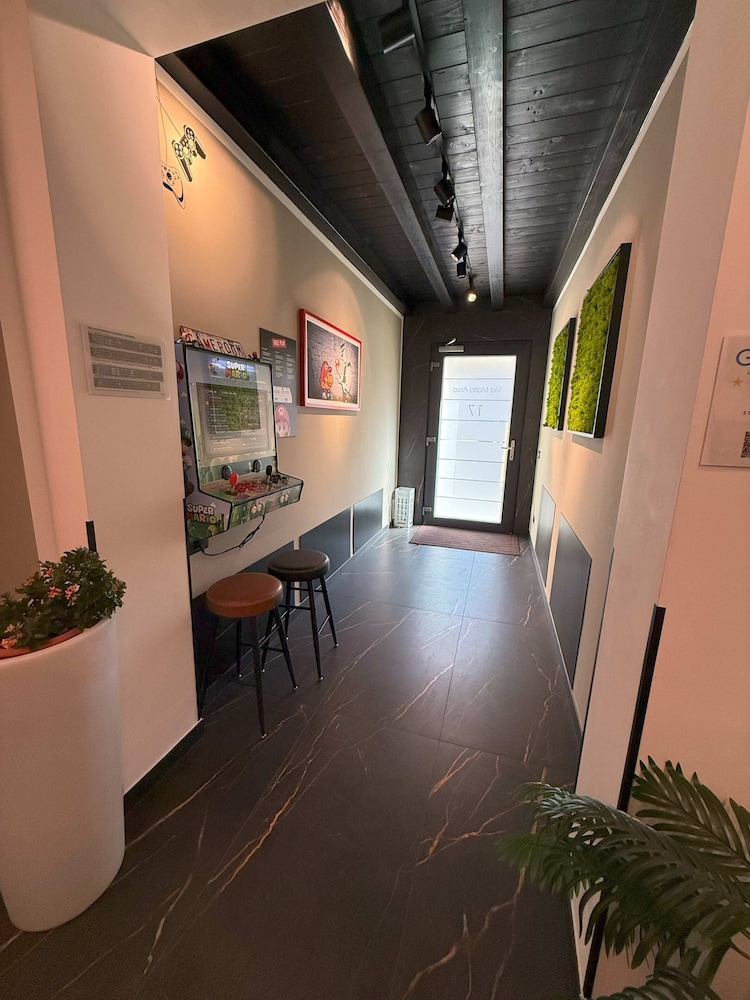 5 Terre hub suite