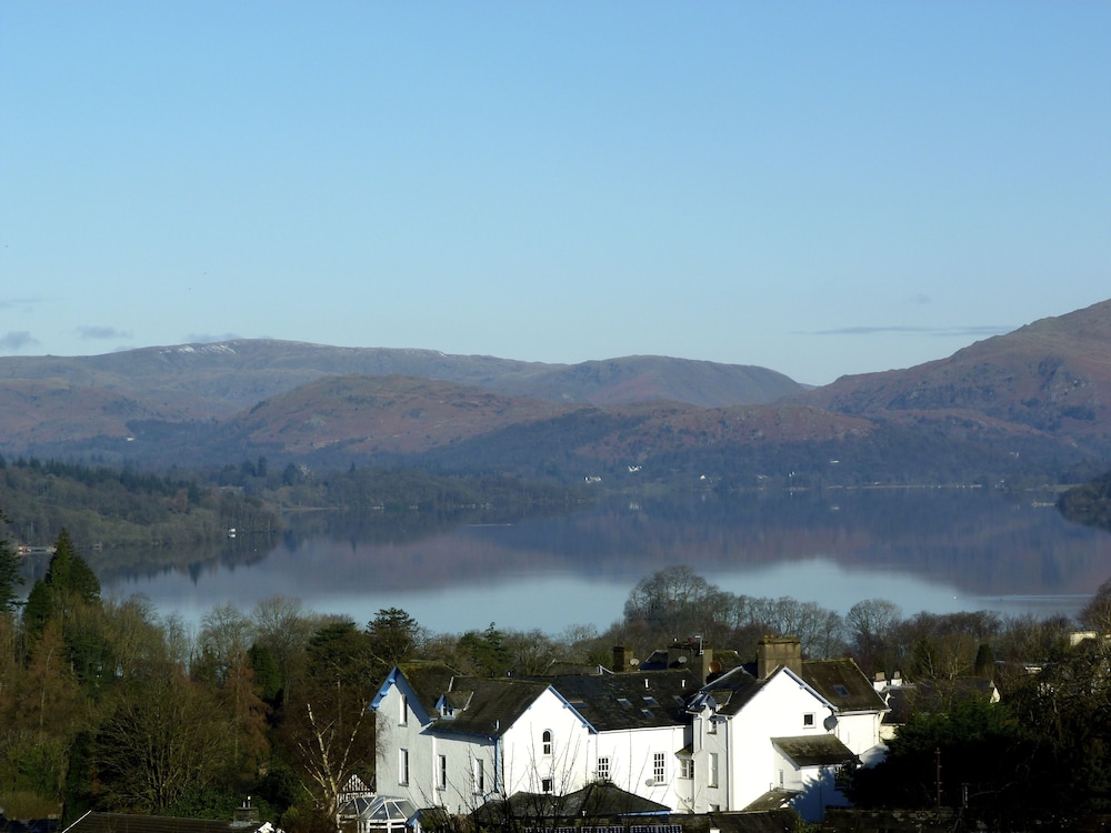 Blenheim Lodge