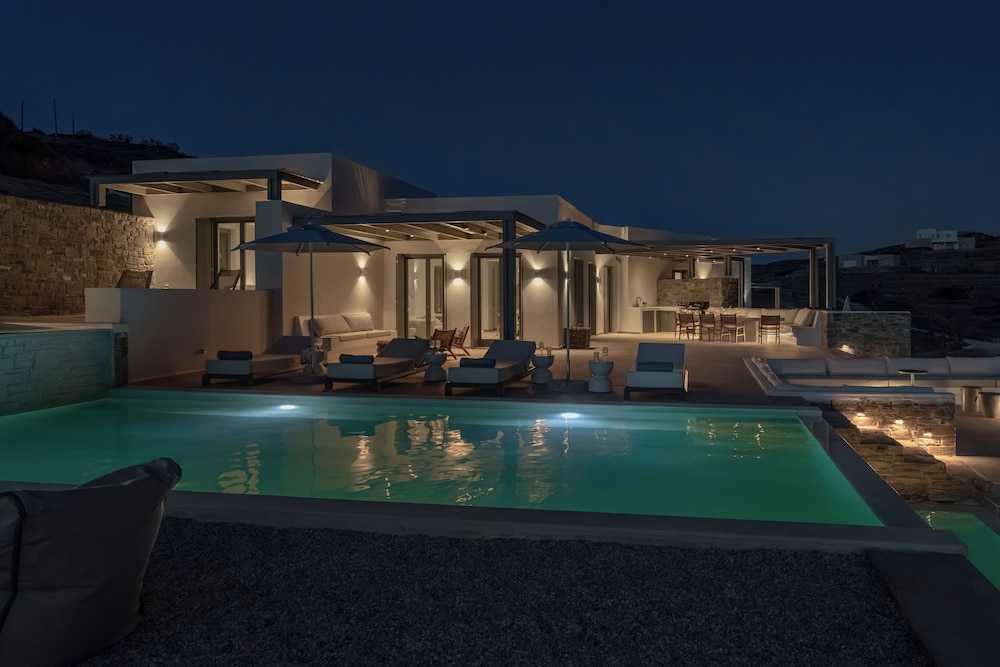 AVERA VILLAS