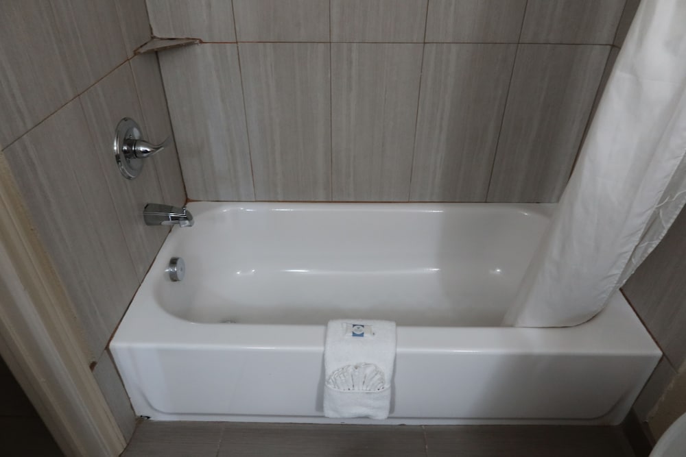 West Worth Inn and Suites