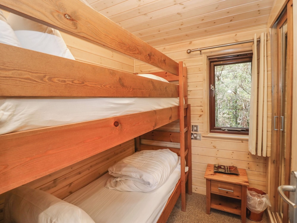 Canadian Cabin No 38