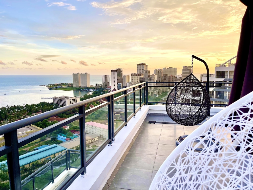 Star Bay Residence view 4
