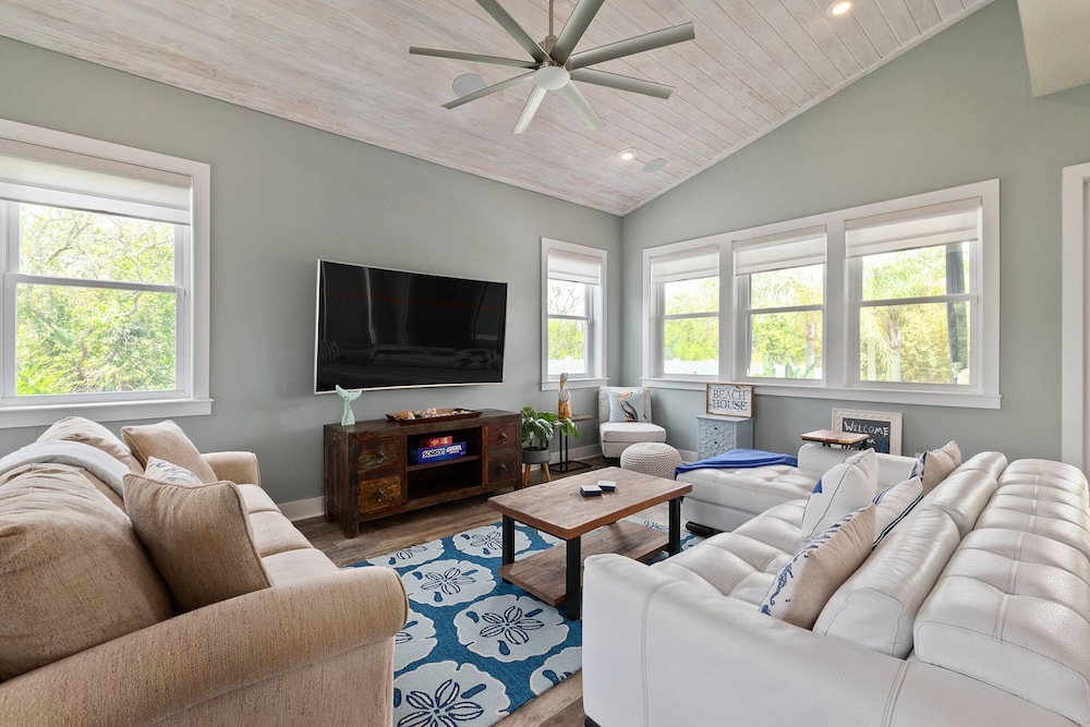 Crescent Cove view 3