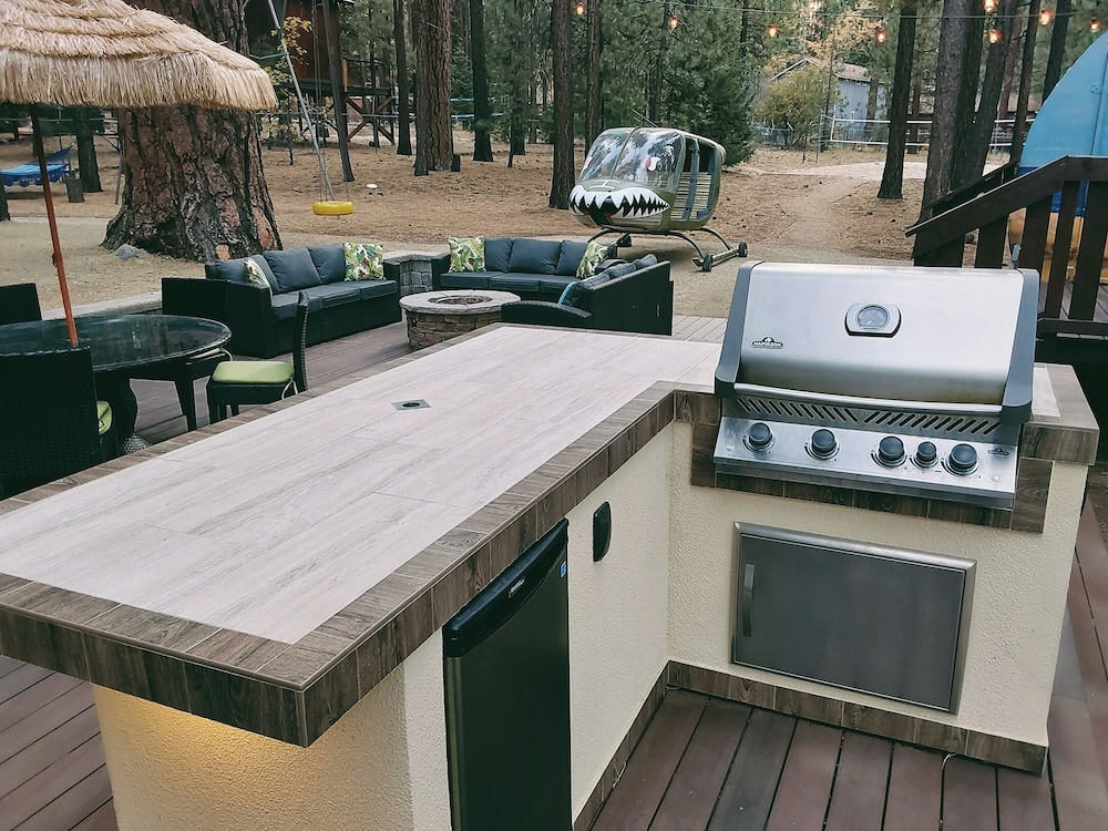 Summit Lodge 2
