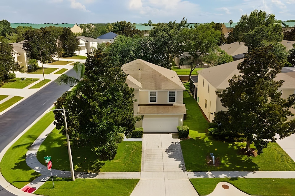 Windsor Hills 5BR 5min to Disney + Pool