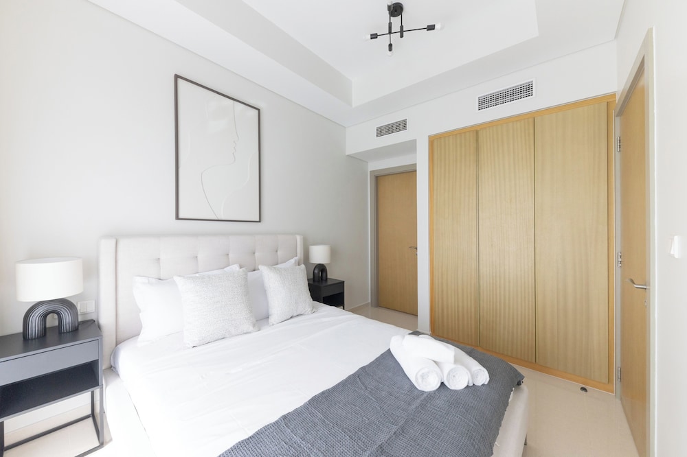 Cozy 2BR in Business Bay Aykon Tower