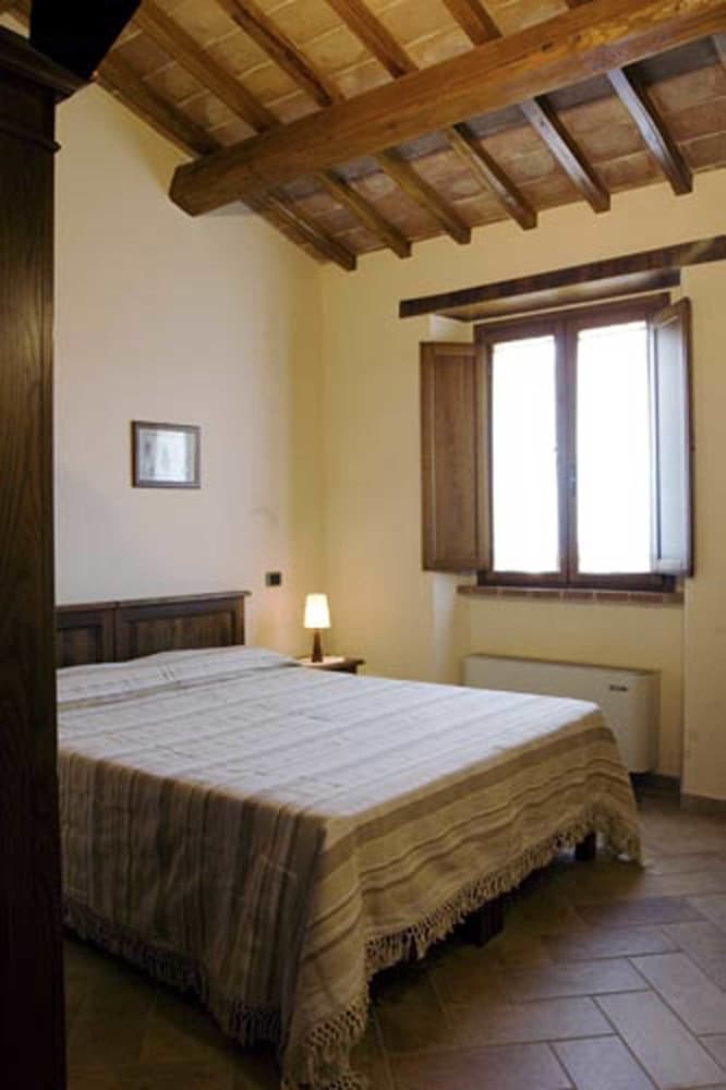 Casale Giorgio view 2