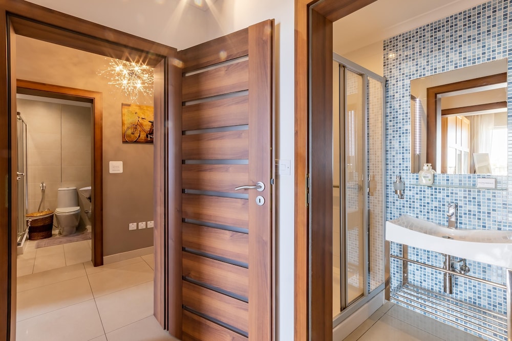 Modern Penthouse Savoy Garden in Gzira