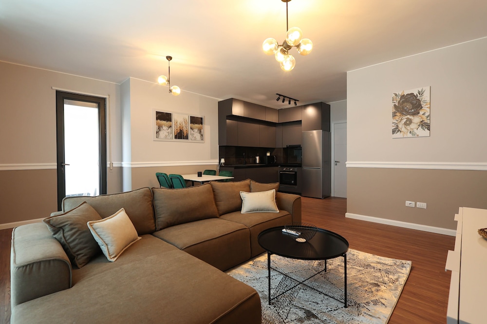 Grandstay Apartments 71
