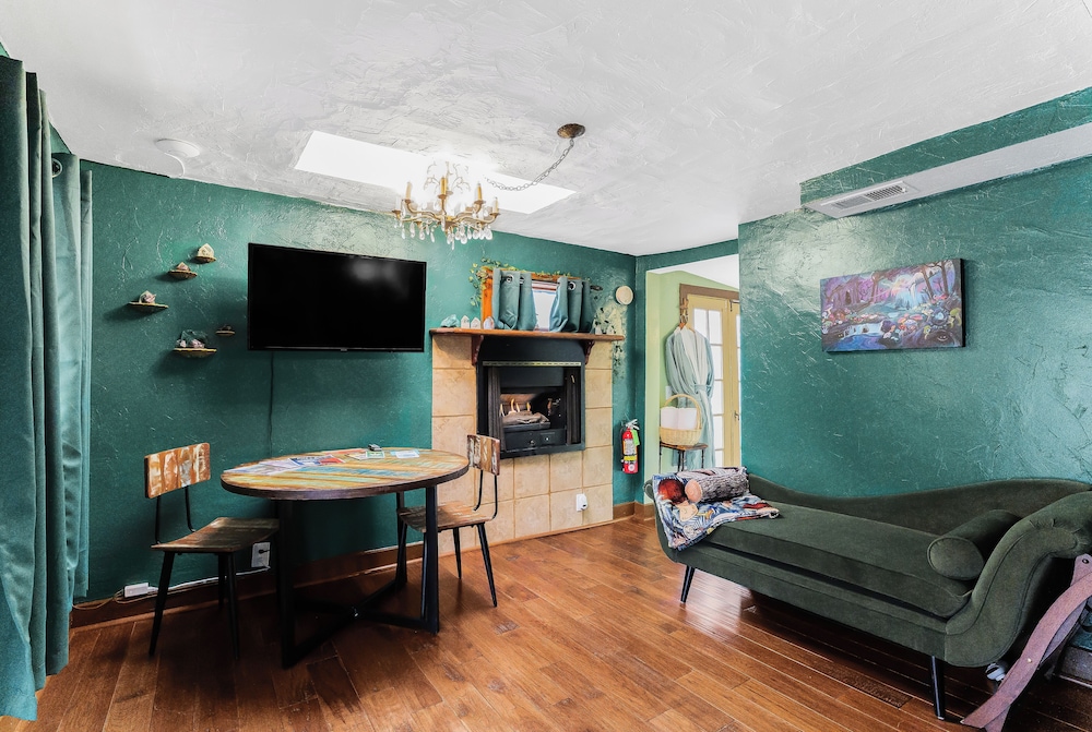 Cliff House Lodge B&B