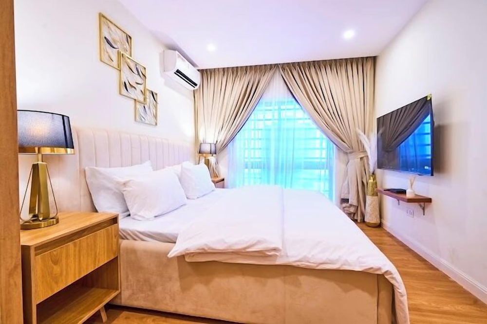 Hillview Apartments