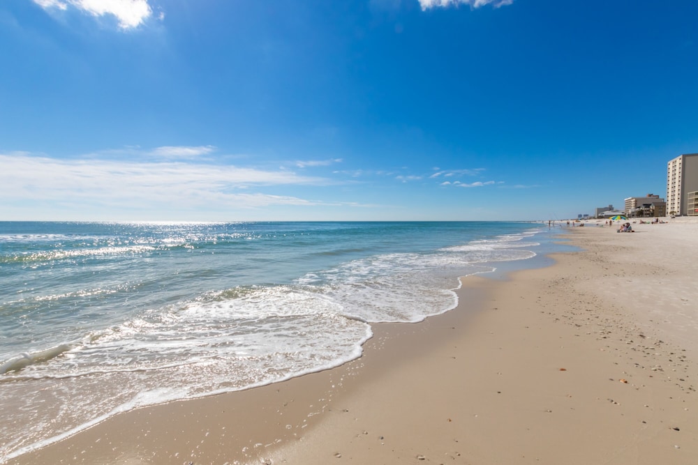 SurfSide Shores 1806 view 5