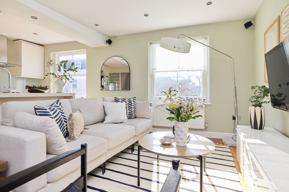 The Notting Hill Hideout - 2bdr Apartment