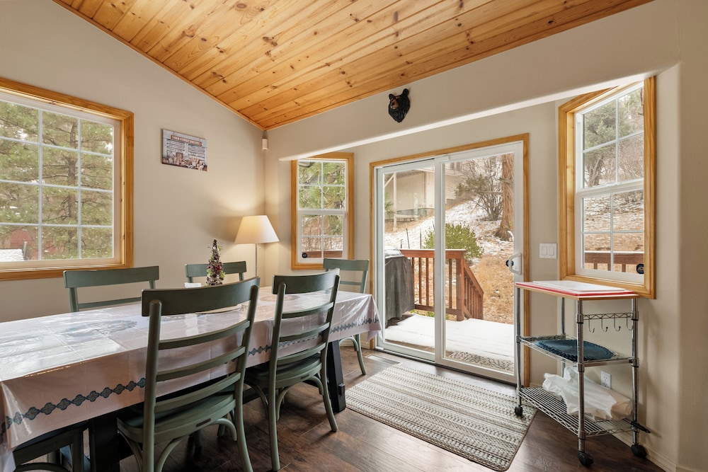 Rocky Top Retreat