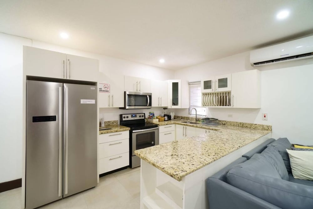 2 Bedroom Apartment Near Ocho Rios