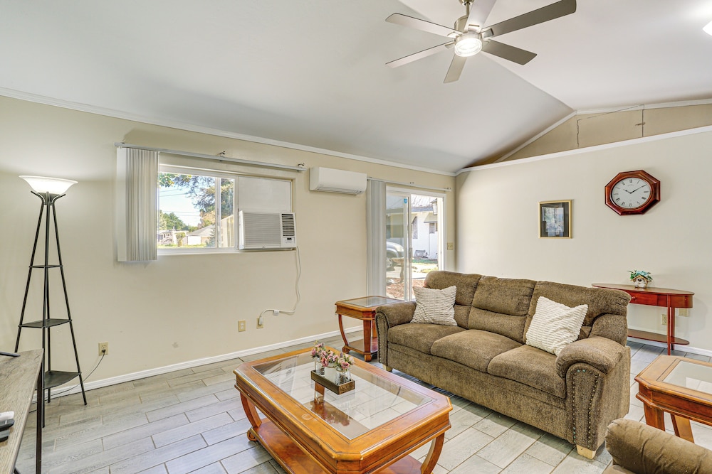 Pet-friendly Unit w/ Yard Near Sacramento River!