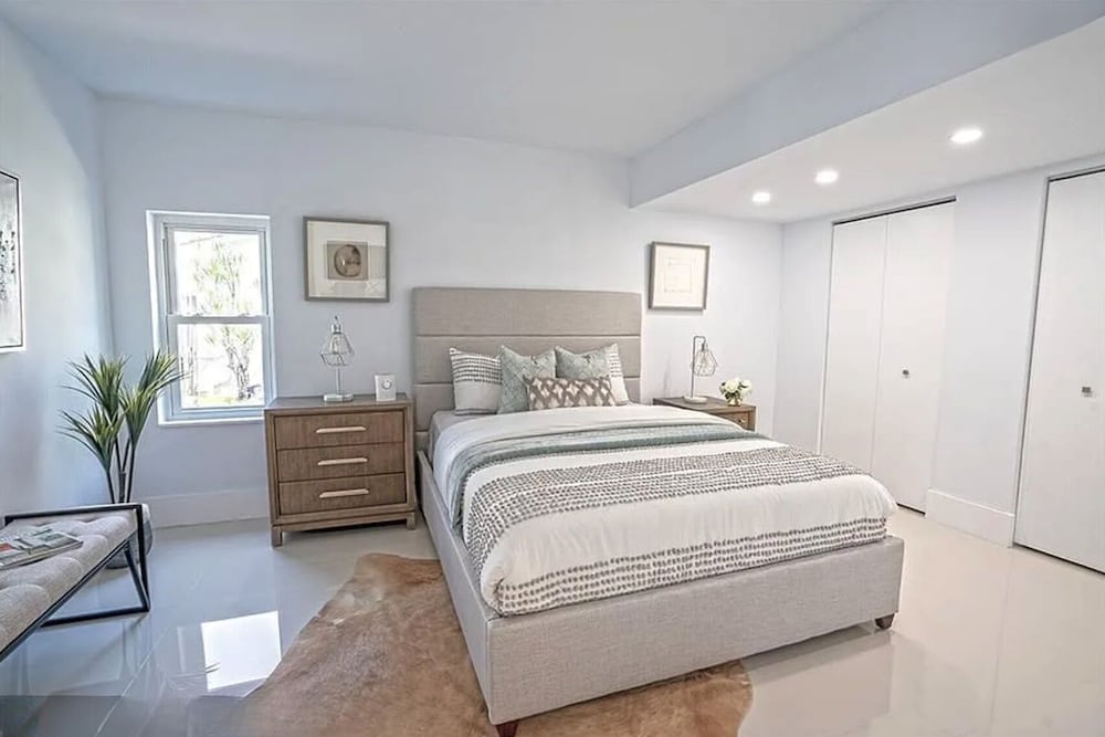 Chic 3BR 2BA Getaway With Private Pool Oasis