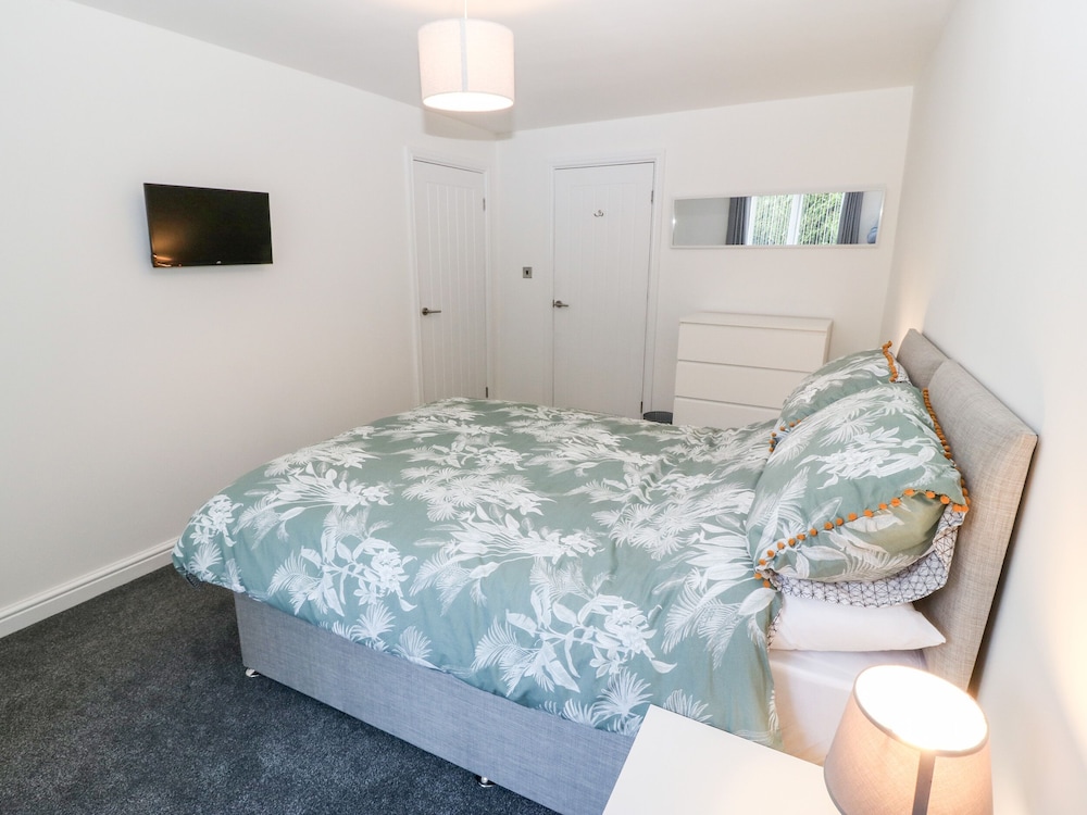 Felin Cottage