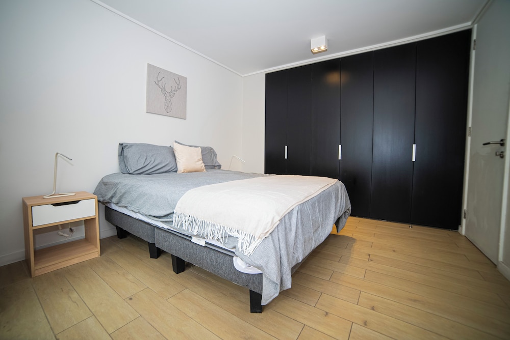 Bucarest Apartments by Andes STR